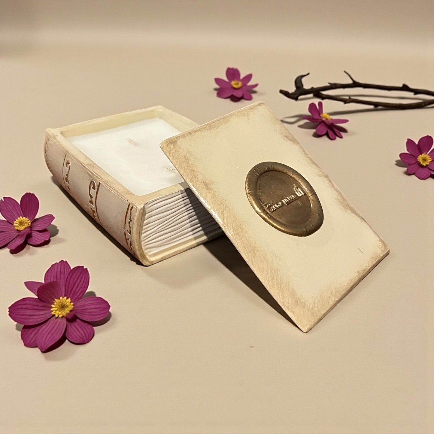 Cliffhanger (7 oz Stone Book Candle)